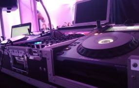 Devis Prestation DJ Mariage dans le Morbihan et en Bretagne.